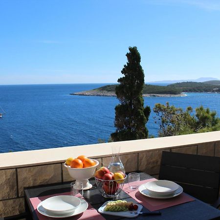 Kiki'S Haven By Villa Kristonia Hvar Town Exterior foto