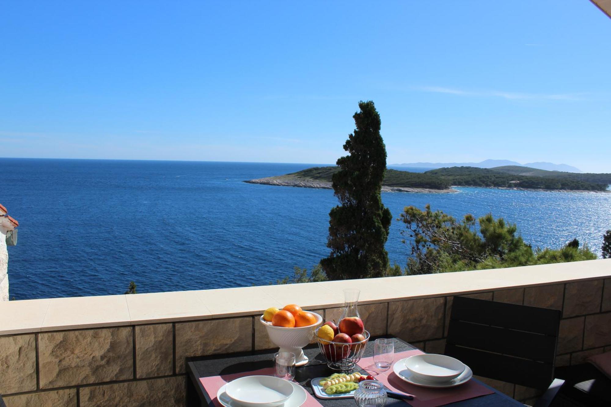 Kiki'S Haven By Villa Kristonia Hvar Town Exterior foto